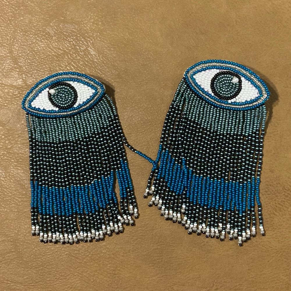 Crying Eyes earring